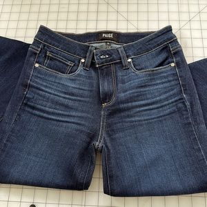 Paige Bootcut jean in size 26 petite